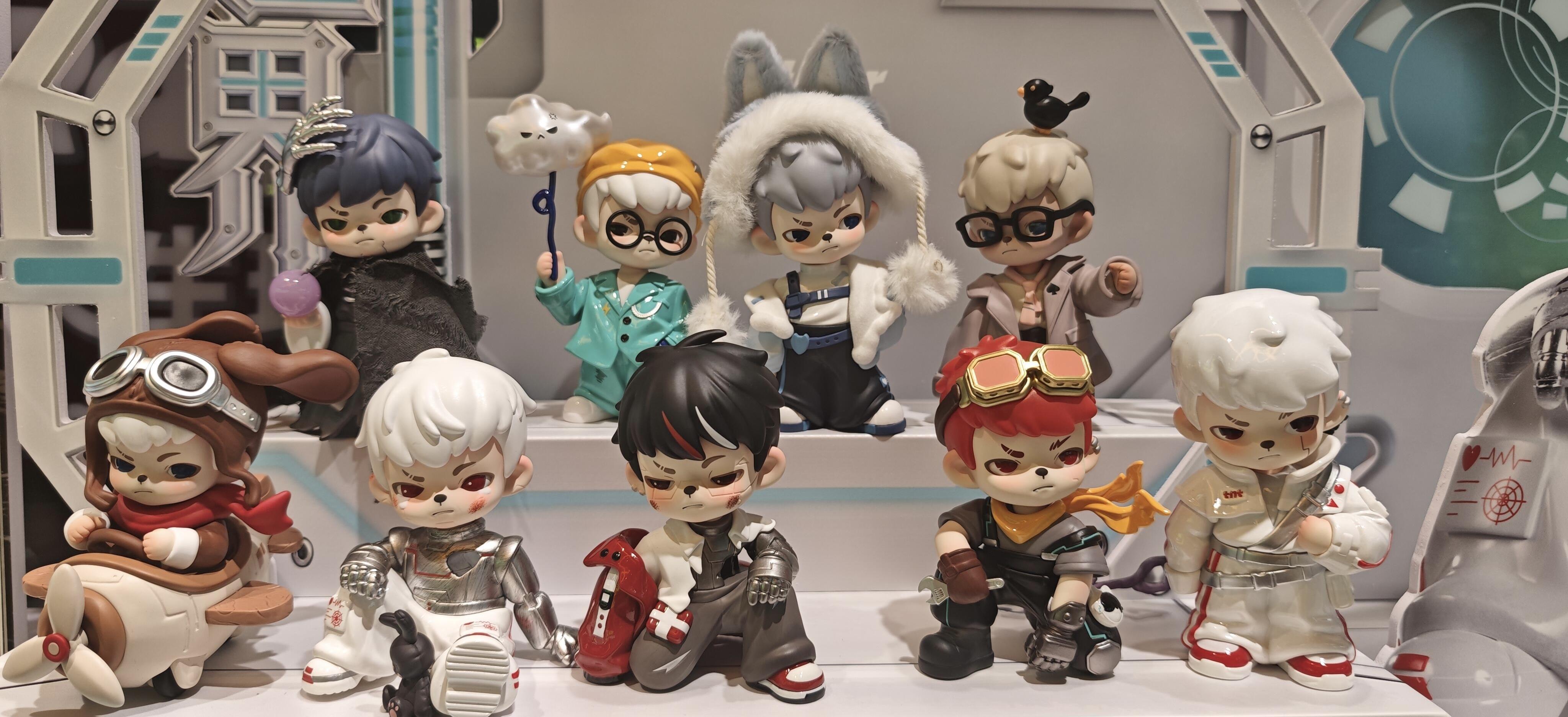 Boy Rayan Otherworld Blind Box Series – TOYSEZ