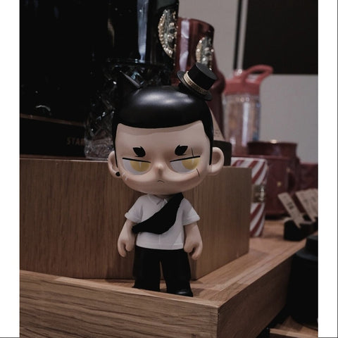 KUBO Black Cat Figurine Art Toy 2021 Limited KUBO Black Cat Figurine Art Toy 2021 Limited