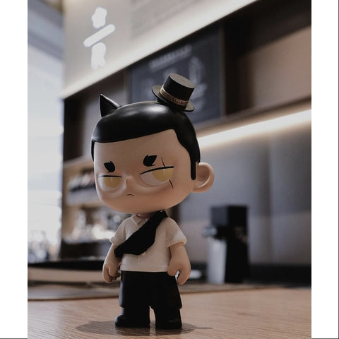 KUBO Black Cat Figurine Art Toy 2021 Limited KUBO Black Cat Figurine Art Toy 2021 Limited