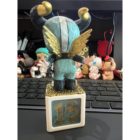 MOLLY Anniversary Statues Classical Retro 2 Series Tong Niu Fei Tian(Golden Ver.) MOLLY Anniversary Statues Classical Retro 2 Series Tong Niu Fei Tian(Golden Ver.)