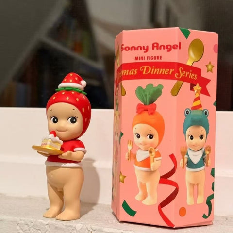 Sonny Angel Christmas Dinner Series Strawberry Sonny Angel Christmas Dinner Series Strawberry