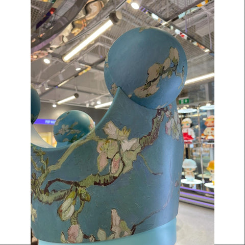 MEGA ROYAL MOLLY 1000% Van Gogh Museum Almond Blossom 2024 LIMITED MEGA ROYAL MOLLY 1000% Van Gogh Museum Almond Blossom 2024 LIMITED