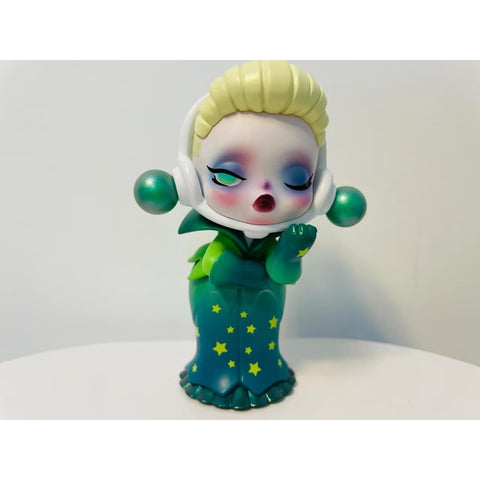 Skullpanda X The Addams Family Series Great Auntie Sloom Skullpanda X The Addams Family Series Great Auntie Sloom