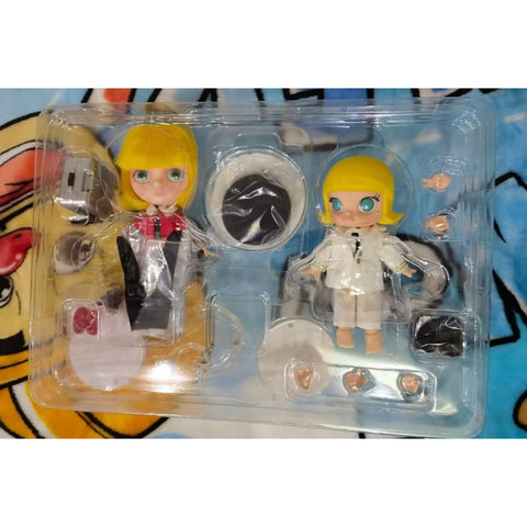 Molly x Blythe Little Painter Action Figure Set Molly x Blythe Little Painter Action Figure Set