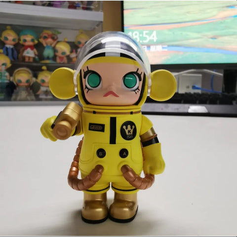 SPACE MOLLY MEGA 100% Series 2 BANANA2017 SPACE MOLLY MEGA 100% Series 2 BANANA2017