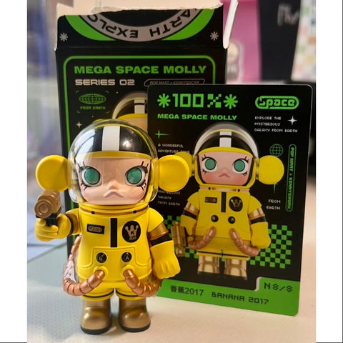 SPACE MOLLY MEGA 100% Series 2 BANANA2017 SPACE MOLLY MEGA 100% Series 2 BANANA2017
