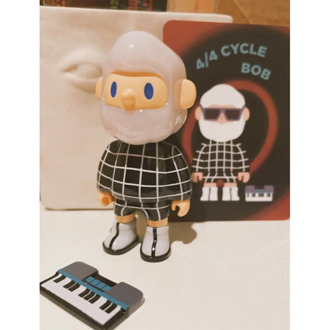 FARMER BOB Retro:Replay Series 4/4 Cycle FARMER BOB Retro:Replay Series 4/4 Cycle