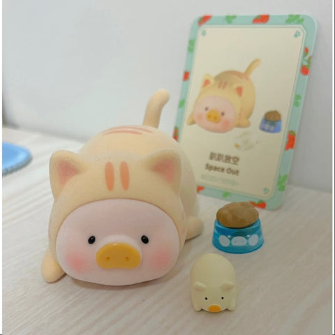 LuLu the Piggy Classic Series 3 Caturday Space Out LuLu the Piggy Classic Series 3 Caturday Space Out