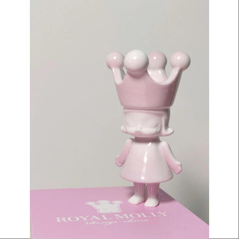 MEGA ROYAL MOLLY 100% Rouge China Ceramics Art Toy 2024 Limited MEGA ROYAL MOLLY 100% Rouge China Ceramics Art Toy 2024 Limited