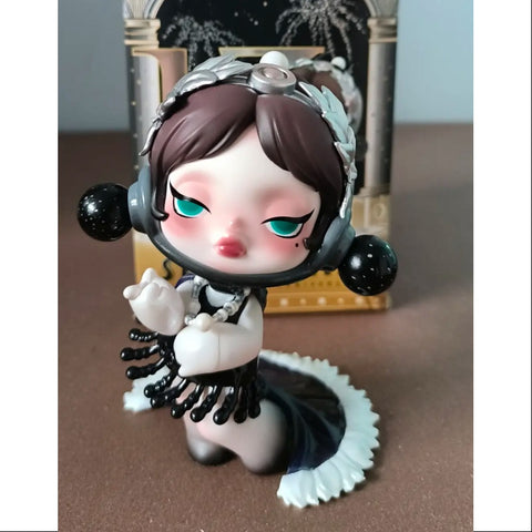 Skullpanda Spotlight Pop Mart 13th Anniversary Series Skullpanda Skullpanda Spotlight Pop Mart 13th Anniversary Series Skullpanda
