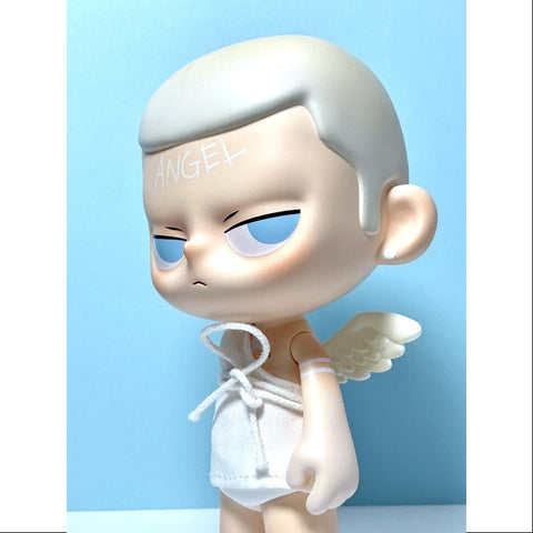 KUBO Angel Figurine Art Toy 2022 Limited KUBO Angel Figurine Art Toy 2022 Limited