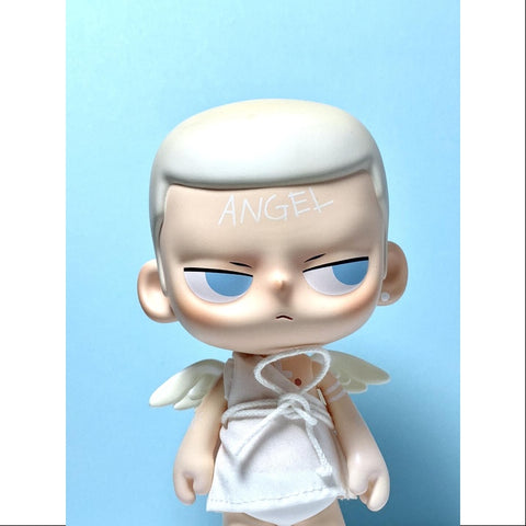 KUBO Angel Figurine Art Toy 2022 Limited KUBO Angel Figurine Art Toy 2022 Limited