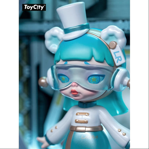 Laura The Interstellar Navigator 200% Figurine ToyCity 2023 Limited Laura The Interstellar Navigator 200% Figurine ToyCity 2023 Limited