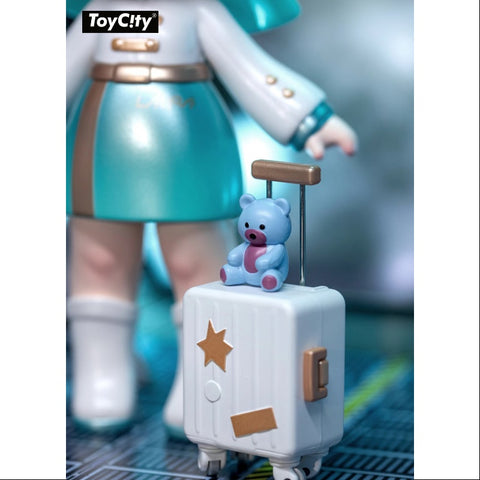 Laura The Interstellar Navigator 200% Figurine ToyCity 2023 Limited Laura The Interstellar Navigator 200% Figurine ToyCity 2023 Limited