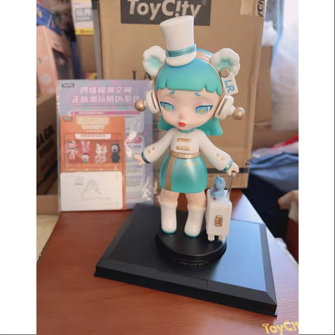 Laura The Interstellar Navigator 200% Figurine ToyCity 2023 Limited Laura The Interstellar Navigator 200% Figurine ToyCity 2023 Limited