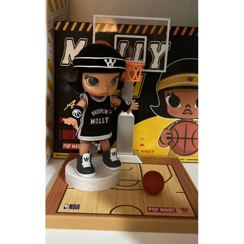 MOLLY x NBA Action Figure Brooklyn Nets MOLLY x NBA Action Figure Brooklyn Nets