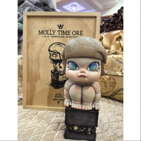 MOLLY Time Ore Sculpture 2025 Limited Edition MOLLY Time Ore Sculpture 2025 Limited Edition