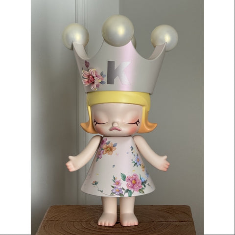 MEGA ROYAL MOLLY 400% Velvet Flowers 2025 Limited Edition MEGA ROYAL MOLLY 400% Velvet Flowers 2025 Limited Edition