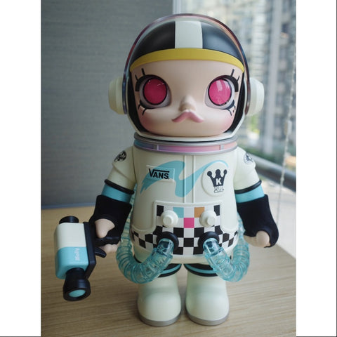 MEGA SPACE MOLLY 400% VANS 2025 Limited Edition MEGA SPACE MOLLY 400% VANS 2025 Limited Edition