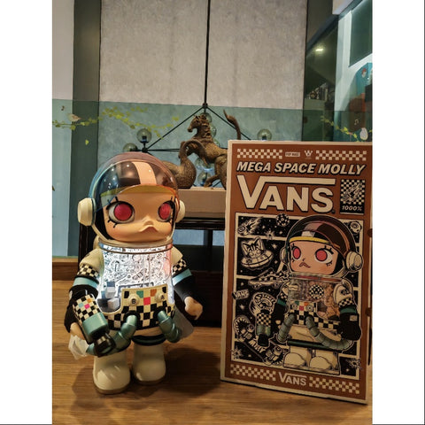 MEGA SPACE MOLLY 1000% VANS 2025 Limited Edition MEGA SPACE MOLLY 1000% VANS 2025 Limited Edition