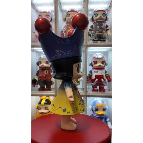MEGA ROYAL MOLLY 400% Disney Snow White 2025 Limited Edition MEGA ROYAL MOLLY 400% Disney Snow White 2025 Limited Edition