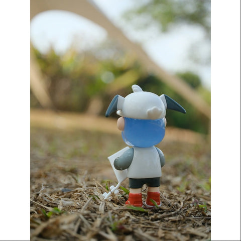 FARMER BOB Encpunter In The Wild Series Fly With The Wind FARMER BOB Encpunter In The Wild Series Fly With The Wind