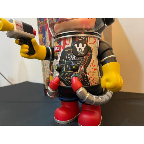 MEGA SPACE MOLLY 400% Jean Michel Basquiat 2023 LIMITED MEGA SPACE MOLLY 400% Jean Michel Basquiat 2023 LIMITED
