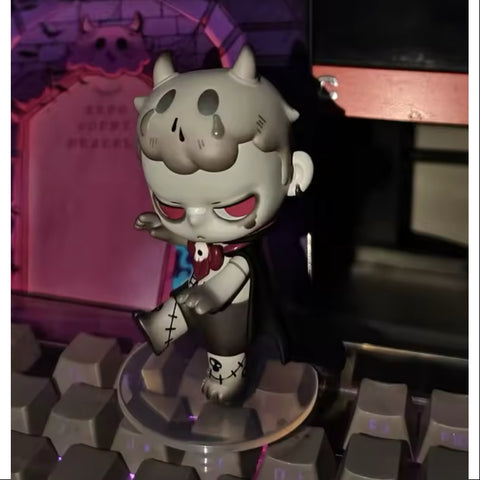 KUBO Count Dracula Art Toy Figure 2024 Limited KUBO Count Dracula Art Toy Figure 2024 Limited