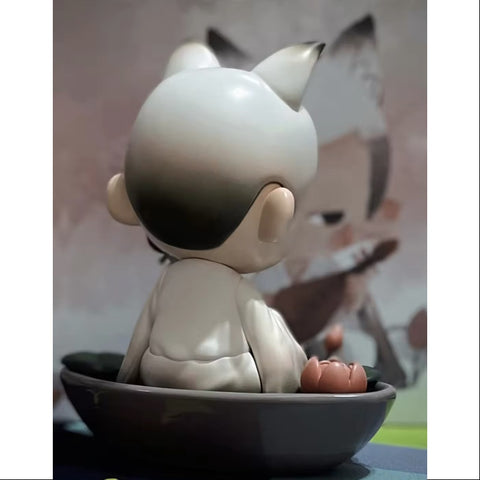 KUBO Boating in the Mist Figurine Art Toy 2024 Limited KUBO Boating in the Mist Figurine Art Toy 2024 Limited