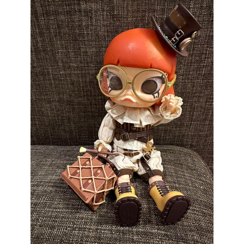 MOLLY Victorian Painter 1/8 Action Figure MOLLY Victorian Painter 1/8 Action Figure
