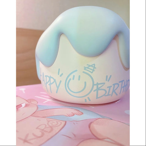 KUBO Birthday Cake 2 Years Old Figurine Art Toy 2023 Limited KUBO Birthday Cake 2 Years Old Figurine Art Toy 2023 Limited