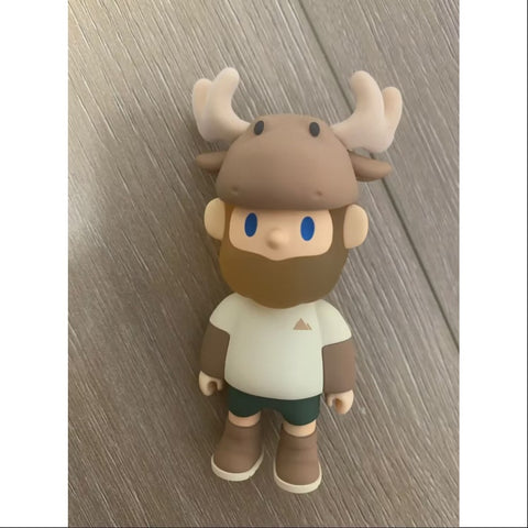 FARMER BOB Social Animal Series Adventurous Moose FARMER BOB Social Animal Series Adventurous Moose