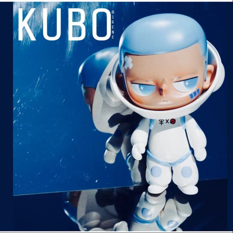 KUBO Astronaut Blue Figurine Art Toy 2021 Limited KUBO Astronaut Blue Figurine Art Toy 2021 Limited