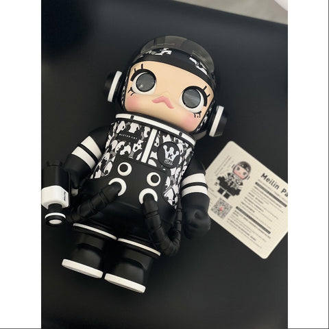 MEGA SPACE MOLLY 400% Meilin Panda 2023 LIMITED MEGA SPACE MOLLY 400% Meilin Panda 2023 LIMITED