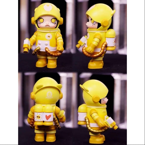 MEGA SPACE MOLLY 100% Series 4 Funshine Bear (Regular) MEGA SPACE MOLLY 100% Series 4 Funshine Bear (Regular)