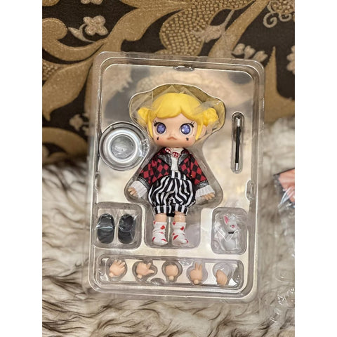 MOLLY Magic Show Action Figure MOLLY Magic Show Action Figure