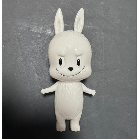 Labubu The Monsters The Little Monsters Series 2 Pure White Labubu The Monsters The Little Monsters Series 2 Pure White