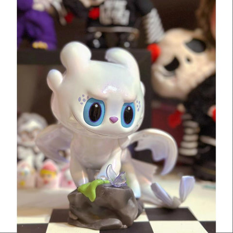 Labubu The Monsters How to Train Your Dragon Rare White Figurine LIMITED Labubu The Monsters How to Train Your Dragon Rare White Figurine LIMITED