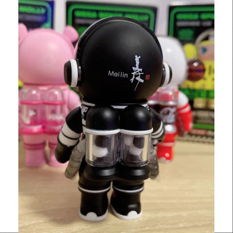 SPACE MOLLY MEGA 100% Series 2 MELIN PANDA SPACE MOLLY MEGA 100% Series 2 MELIN PANDA