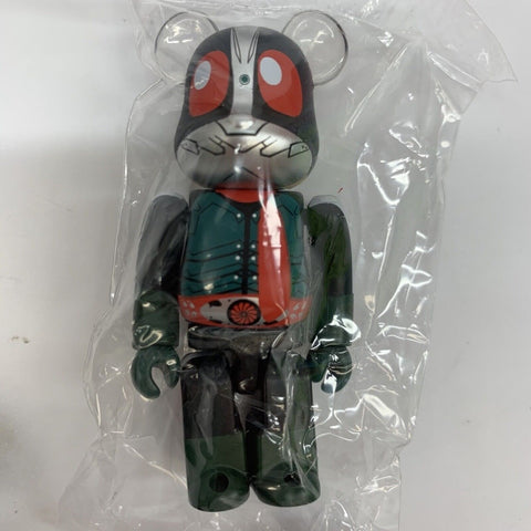 Bearbrick Series 46 Secret Hero Masked Kamen Rider Variant 100% Bearbrick Series 46 Secret Hero Masked Kamen Rider Variant 100%