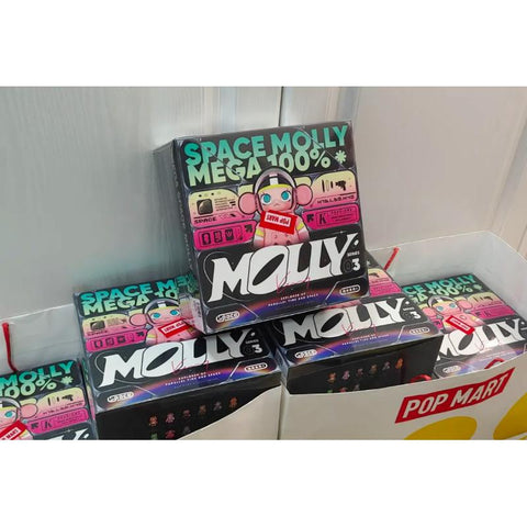 SPACE MOLLY MEGA 100% Series 3 Whole Set Brand New With Plastic SPACE MOLLY MEGA 100% Series 3 Whole Set Brand New With Plastic