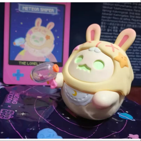 ShinWoo The Lonely Moon Series Whole Set Opened ShinWoo The Lonely Moon Series Whole Set Opened