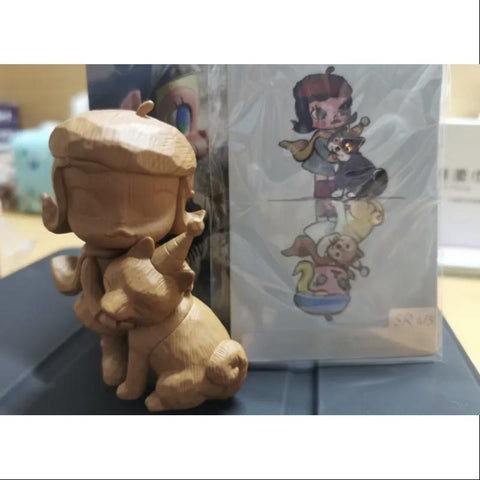 MOLLY Anniversary Statues Classical Retro Series 1 With You for 12 Years(Wooden ver.) MOLLY Anniversary Statues Classical Retro Series 1 With You for 12 Years(Wooden ver.)