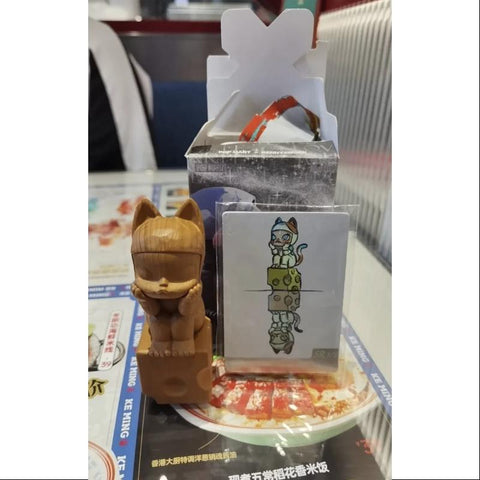 MOLLY Anniversary Statues Classical Retro Series 1 Adore You(Wooden ver.) MOLLY Anniversary Statues Classical Retro Series 1 Adore You(Wooden ver.)