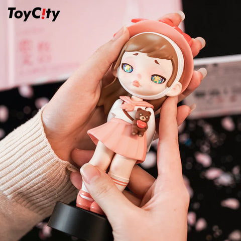 ToyCity Laura The Queen's Confession Of Love 150% ToyCity Laura The Queen's Confession Of Love 150%