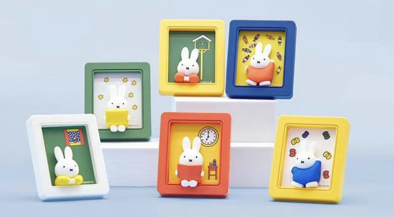 Miffy Frame Stand Blind Box Series