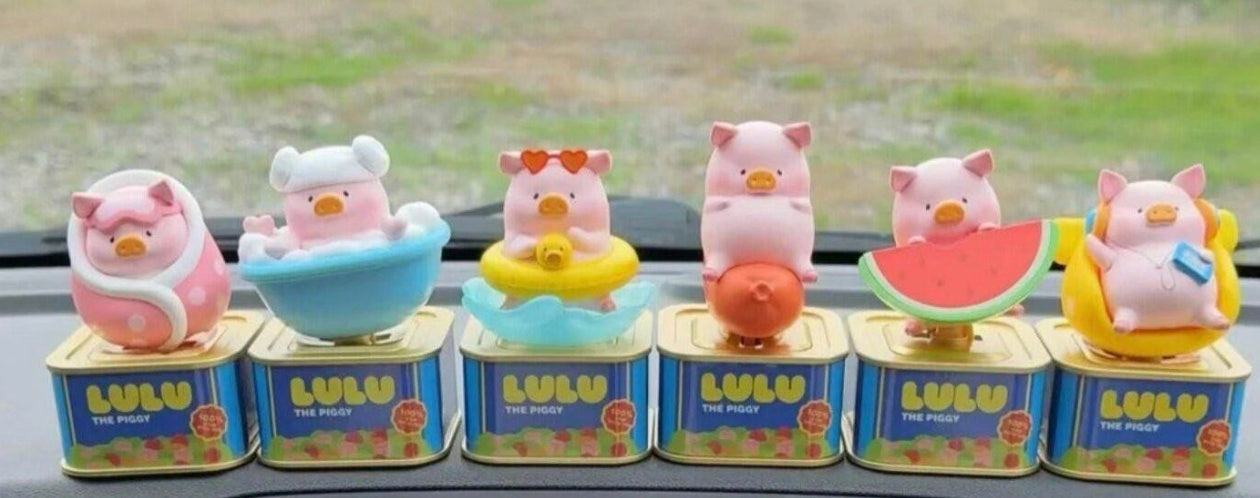 LuLu the Piggy Holiday Solar Motion Blind Box Series