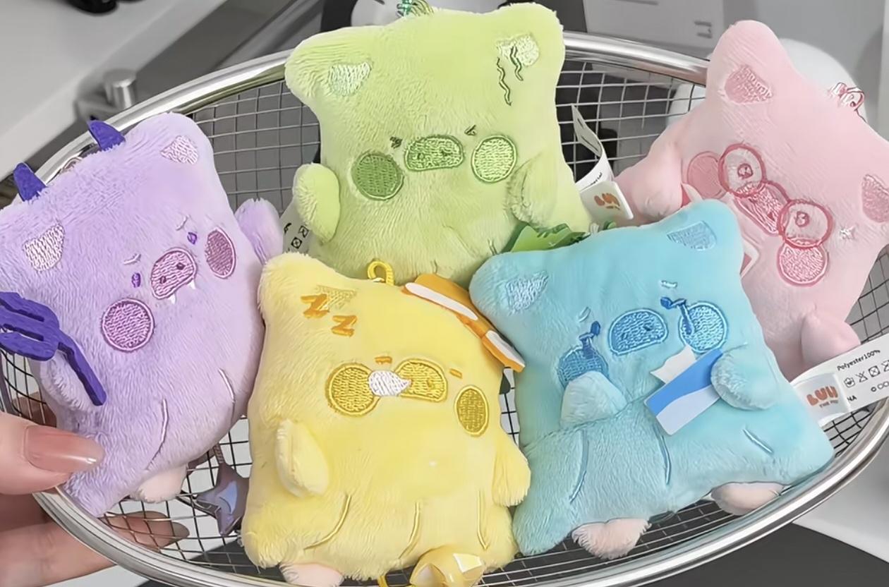 LuLu the Piggy Horror Story Moody Boo Plush Keychain Blind Box Series