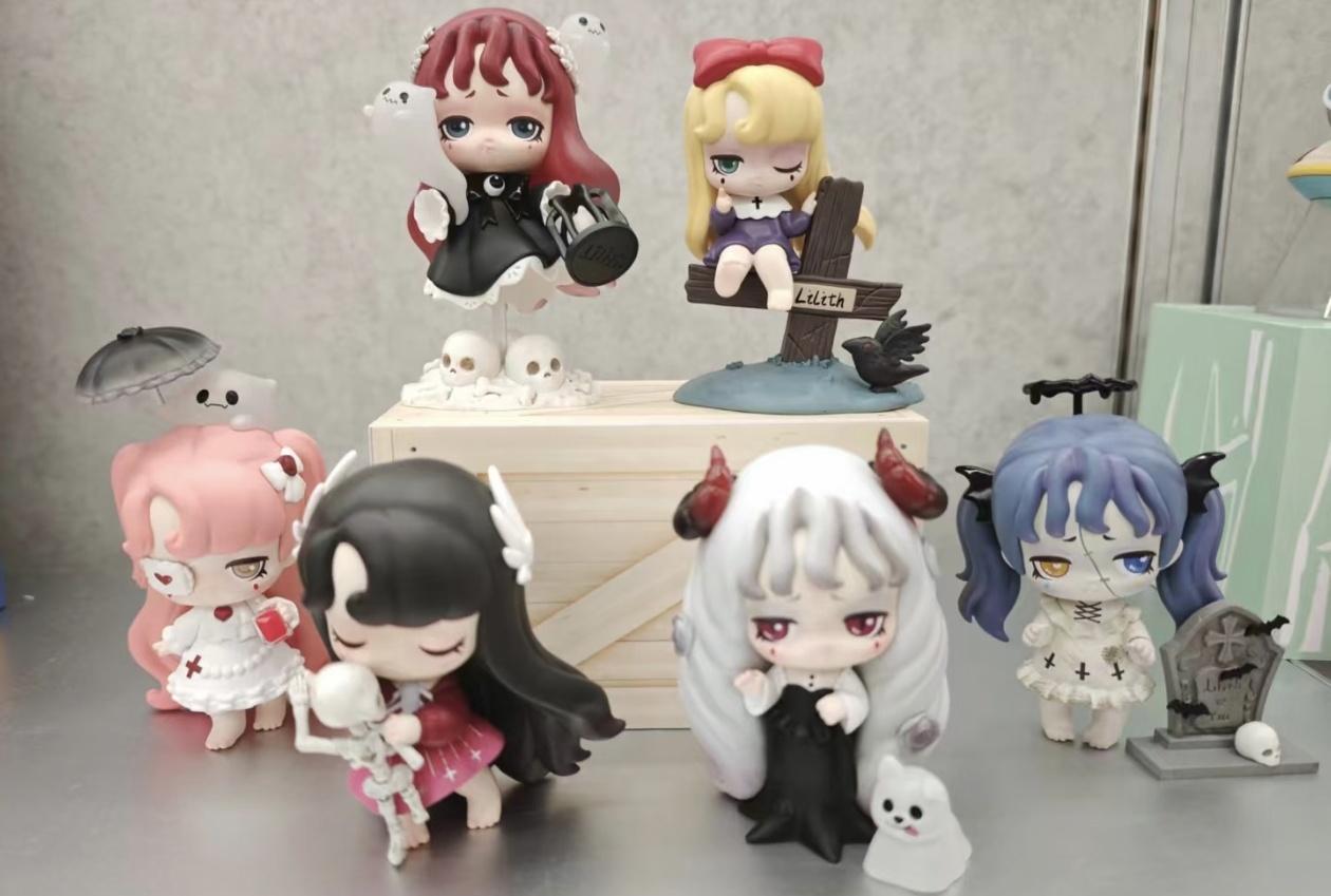 Lilith Nocturnal Shroud Blind Box Series