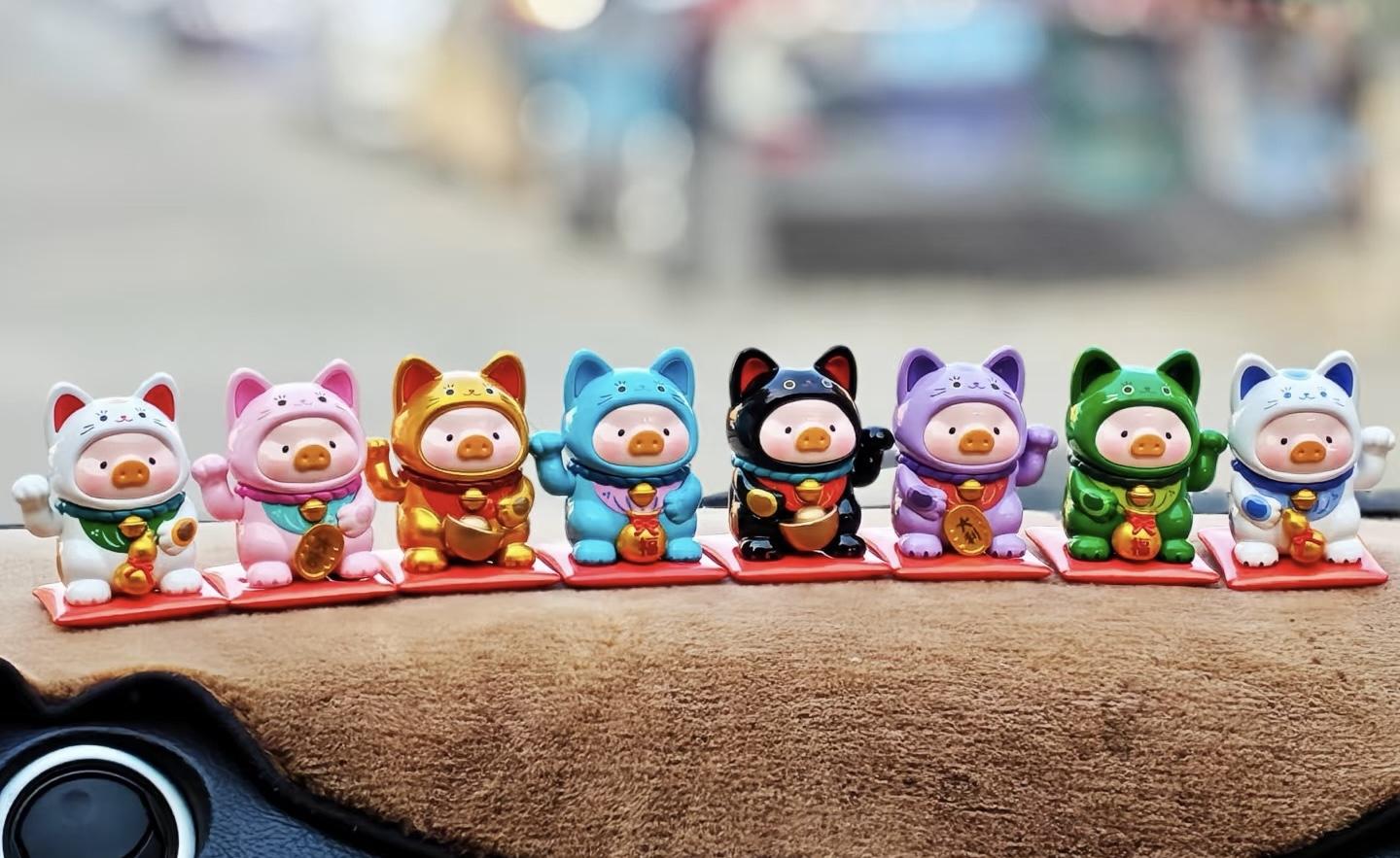 LuLu the Piggy Lucky Cat Blind Box Series